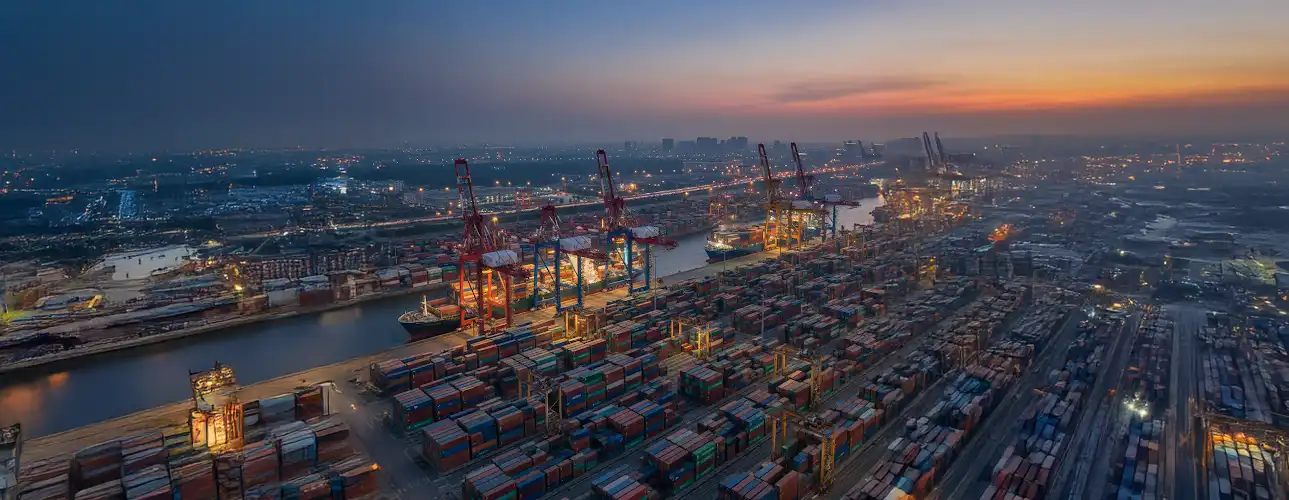 India Port Congestion & 50% Tariffs in 2025: How US Importers Can Protect Supply Chains and Control Costs - Banner image