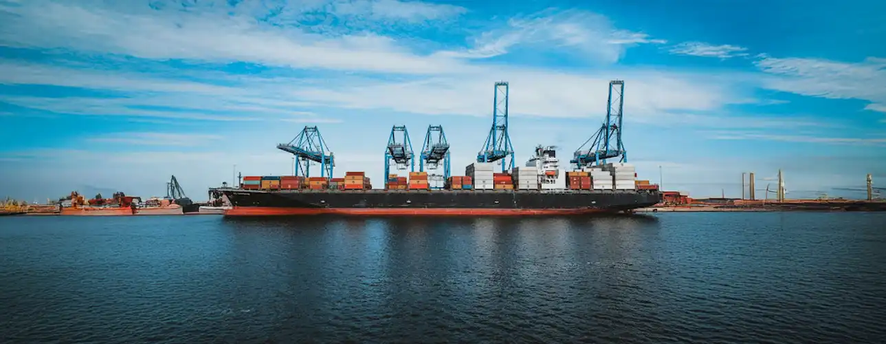 Ocean Front Loading vs. Normal Shipping - Banner image